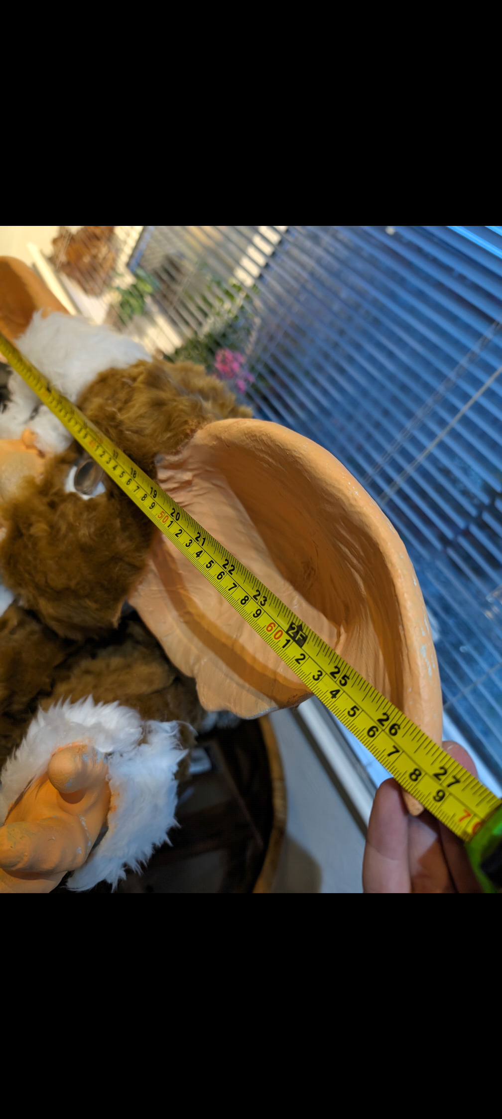 Gizmo statue 2ft tall, life like look model